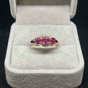 10K Gold Natural Ruby & Diamond Ring, $1500 APPRAISED, size 8